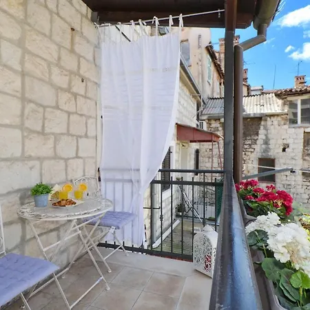 Guest house Valery 4*