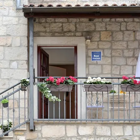 Valery בית הארחה 4*