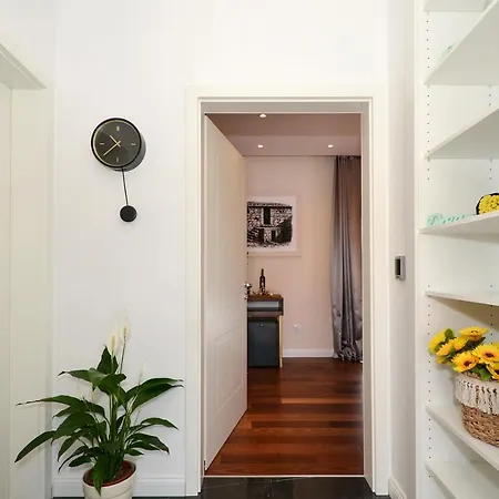 Valery Guest house