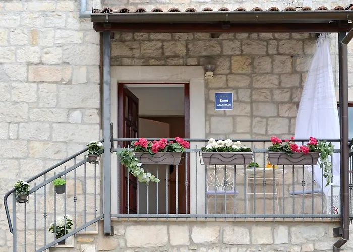 Valery בית הארחה 4*